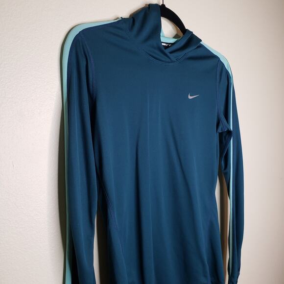 Nike| Teal Pullover Drifit Active Top with hoodie - Picture 4 of 8